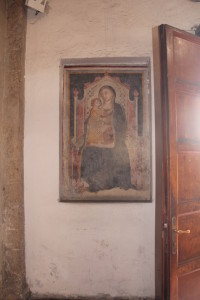 005 affresco Madonna in trono con Bambino
